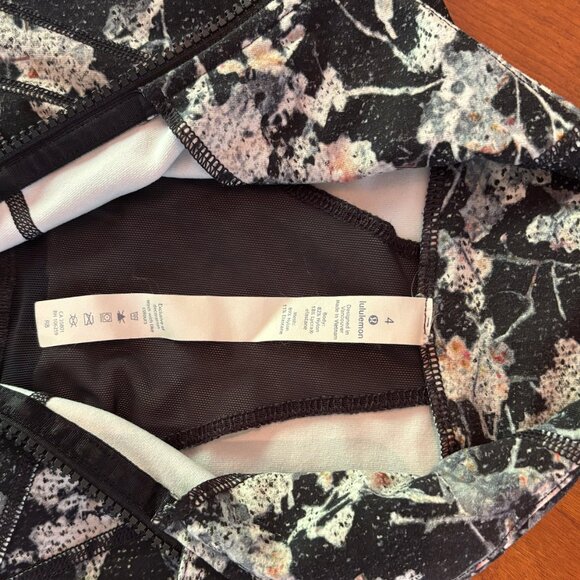 Lululemon Define Jacket - Picture 4 of 5